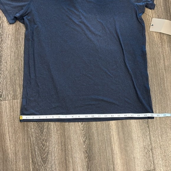 Men’s 90 degree by Reflex short sleeve V-neck dark navy blue Size Medium… - Picture 10 of 10
